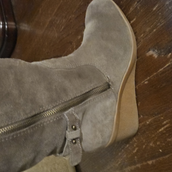 Ninewest Women's Tan Suede Wedge Boots - Picture 3 of 6